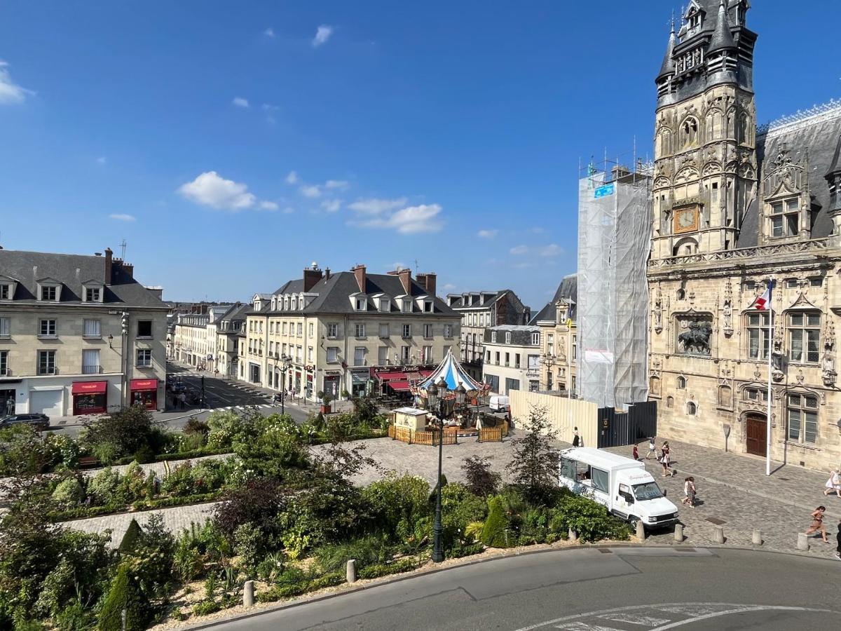 Appartement Exceptionnel En Ultra Centre Ville Compiègne Kültér fotó